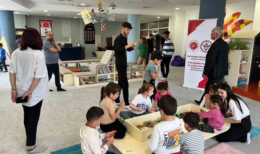 Kastamonu Üniversitesi’nde düzenlenen etkinlikte anaokulu öğrencilerine çocuk hakları anlatıldı. Kastamonu