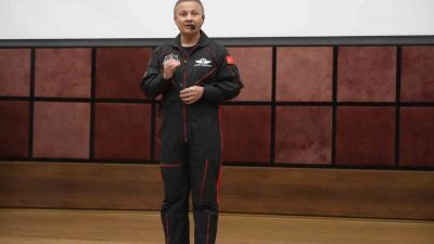 Kastamonu’da öğrencilerle buluşan Türkiye’nin ilk astronotu Alper Gezeravcı, “Uzay alanında