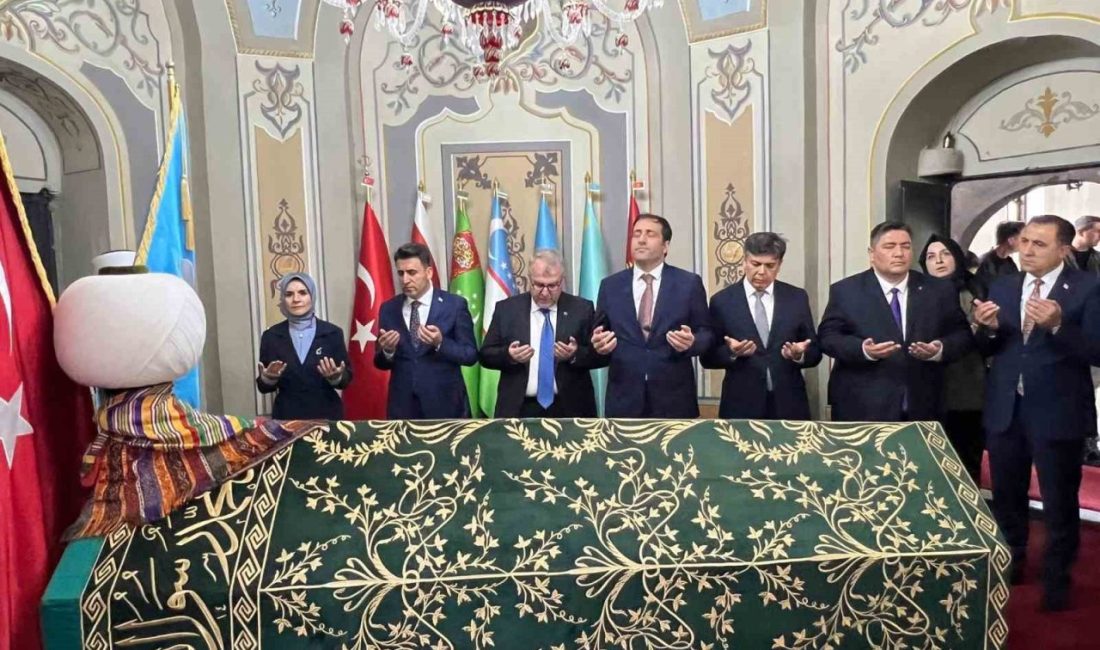 Bakan Göktaş, Ertuğrul Gazi Türbesi’ni ziyaret etti Aile ve Sosyal Hizmetler Bakanı Mahinur Özdemir Göktaş, Bilecik’in Söğüt