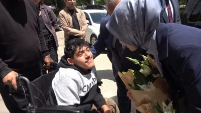 Aile ve Sosyal Hizmetler Bakanı Mahinur Özdemir Göktaş, Bilecik’te karşılaştığı