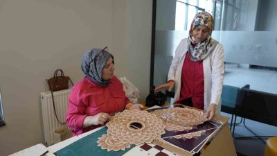 Başiskele Belediyesi tarafından açılan Başiskele Meslek Edindirme Kursları’na (BAŞ-MEK), ilçenin