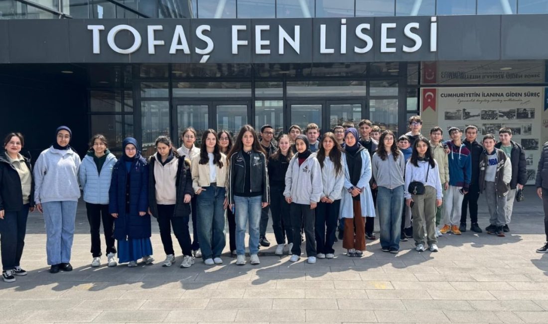 Başarıya ulaşan öğrencilere Bursa’da motivasyon gezisi Bilecik’in Söğüt ilçesinde düzenlenen Süreç Değerlendirme Sınavı’nda dereceye giren 8’inci