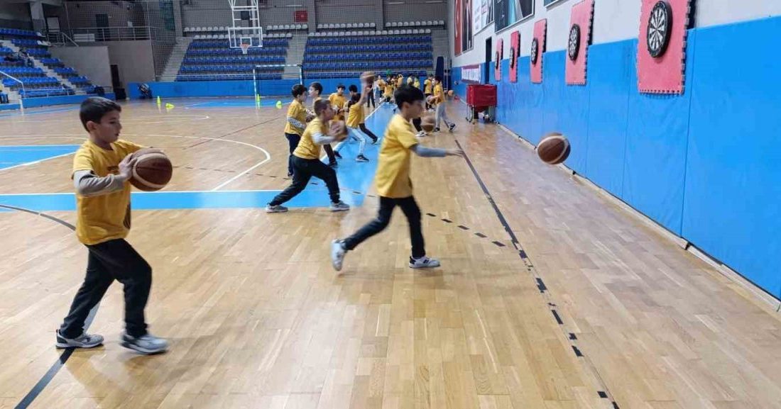 Başiskele Belediyesi 5. Yaz Spor Okulları başlıyor Başiskele Belediyesi, bu yaz aylarında da çocuklara ve gençlere ücretsiz