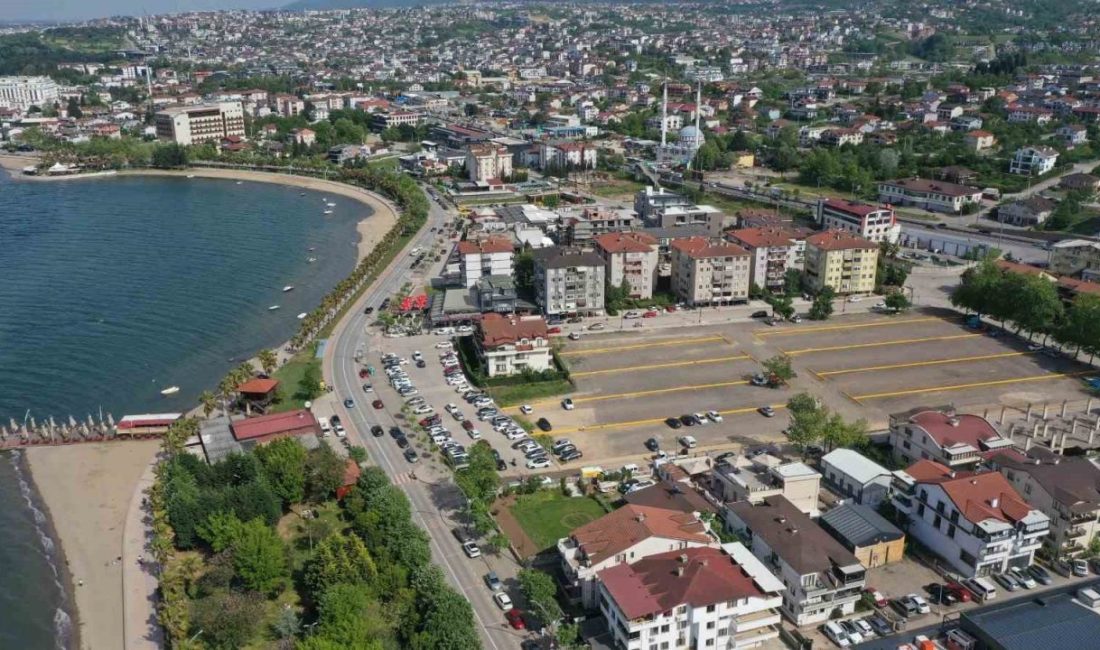 Başiskele Sahili’ne 450 araçlık otopark Özellikle bahar ve yaz aylarında vatandaşların uğrak noktası olan Başiskele