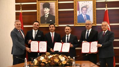 Başiskele’de yeni bir okul yapılmasını içeren projede imzalar atıldı. Başiskele