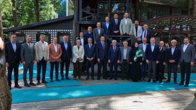 Şehrin tüm dinamikleri Sakarya Büyükşehir Belediye Başkanı Yusuf Alemdar’ın ev