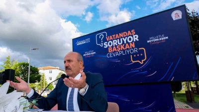 Vatandaşlarla bir araya gelen Taşköprü Belediye Başkanı Hüseyin Arslan, “Her