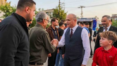 Düzce Belediye Başkanı Dr. Faruk Özlü, Cumhuriyet Mahallesi halkı ile