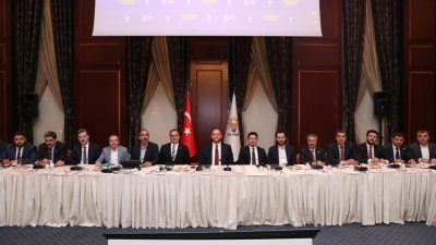 AK Parti Bilecik İl Başkanı Serkan Yıldırım ve beraberindeki heyet,