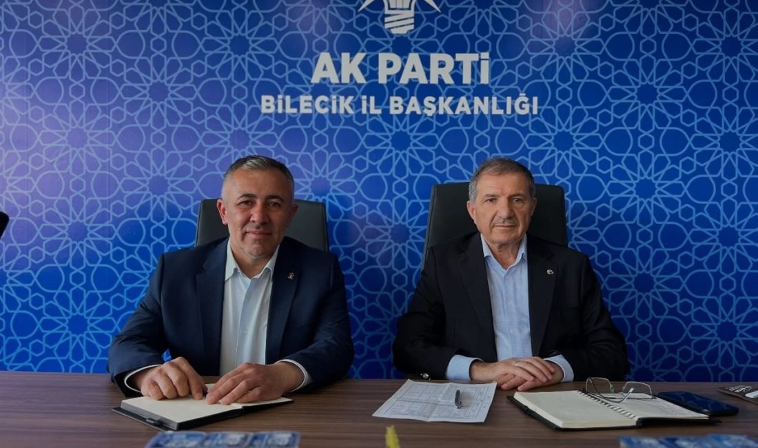 Başkan Yıldırım, eski Milletvekili Şeker ile bir araya geldi AK Parti Bilecik İl Başkanı Serkan Yıldırım, önceki dönem Kocaeli