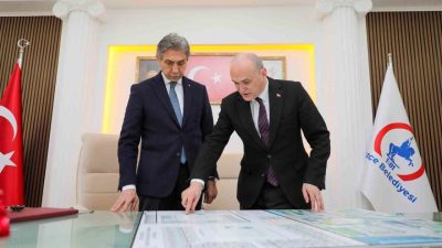 AK Parti Genel Başkan Yardımcısı ve Yerel Yönetimler Başkanı Mustafa