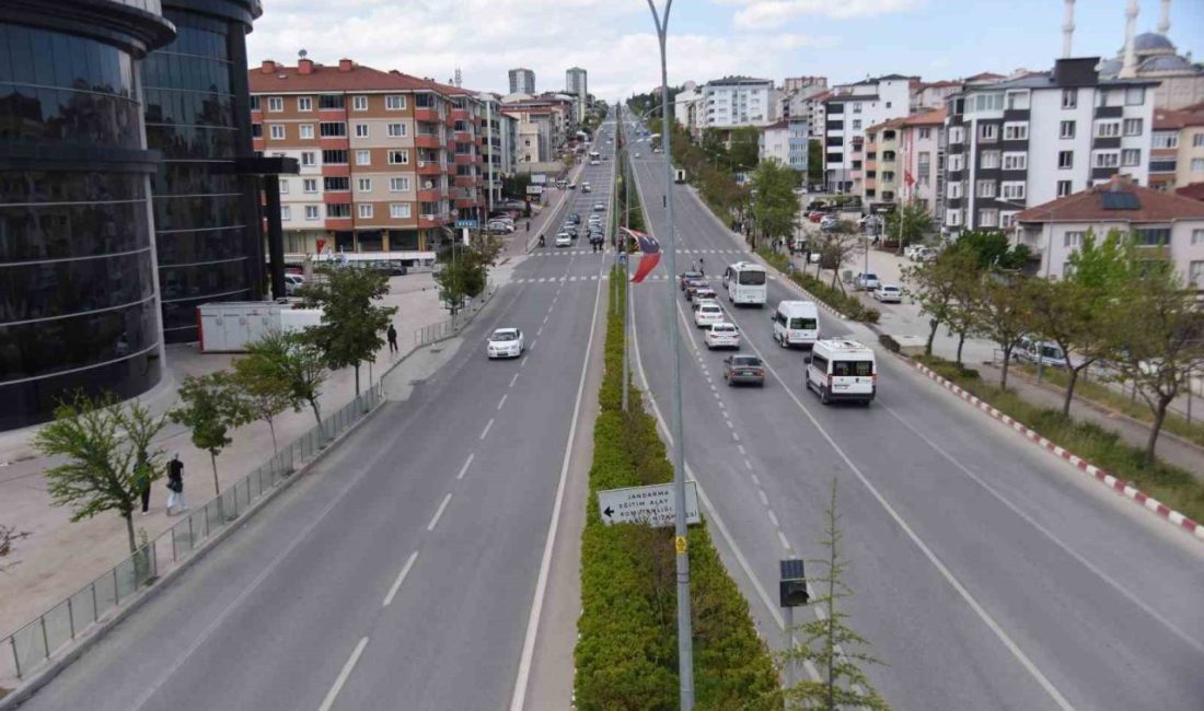 Bilecik Belediyesi’nden yaya geçişi ve orta refüjlerin korunması için uyarı Bilecik Belediyesi, kent merkezindeki orta refüjlerin korunması ve yaya geçişlerinin