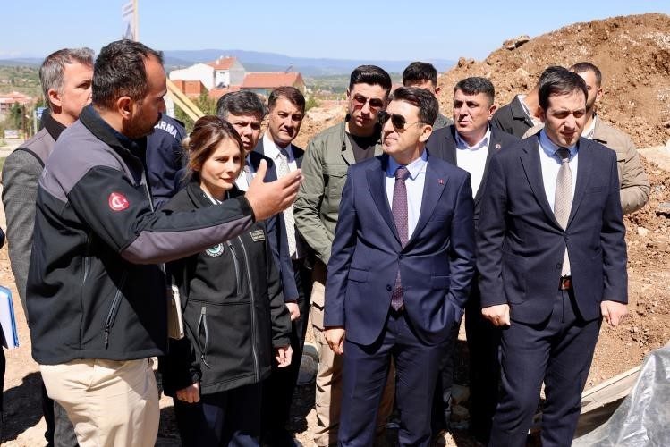 Bilecik için önemli şantiye yapımında sona gelindi Bilecik Valisi Şefik Aygöl, yapımı devam eden Söğüt-İnhisar il özel