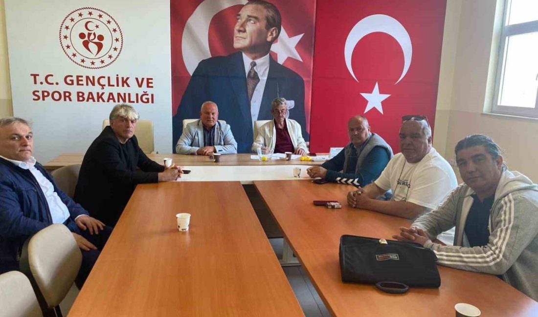 Bilecik U15 Türkiye Şampiyonası 1. Kademe maçlarına ev sahipliği yapacak Bilecik 6 takımın katılacağı U15 Türkiye Şampiyonası 1. Kademe maçlarına