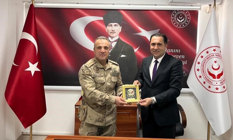 Bilecik’te jandarma ve sosyal hizmetler arasında güçlü diyalog Bilecik Jandarma Eğitim Alay Komutanı Albay Uğur Başkonak, Bilecik Aile