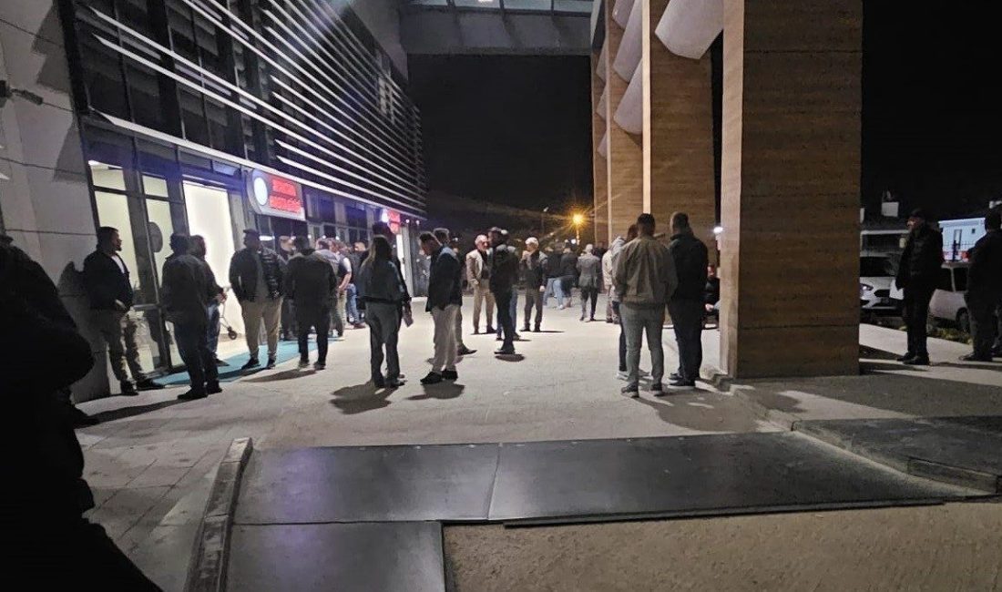 Bilecik’te yaşanan kavgada 3 kişi ağır yaralandı Bilecik’te akrabalar arasında yaşanan kavgada sopa ve kesici aletle ağır