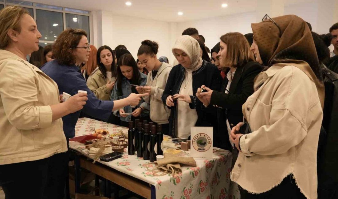 Bilim merkezi doğal ürünlere ev sahipliği yaptı Düzce’de 14 Mayıs Dünya Çiftçiler Günü çeşitli etkinliklerle kutlanmaya başlandı.