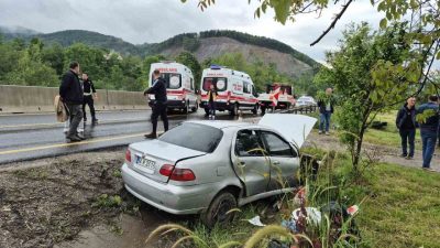Düzce(İHA) – Düzce D100 karayolu Bolu Dağı inişinde dolu yağışı