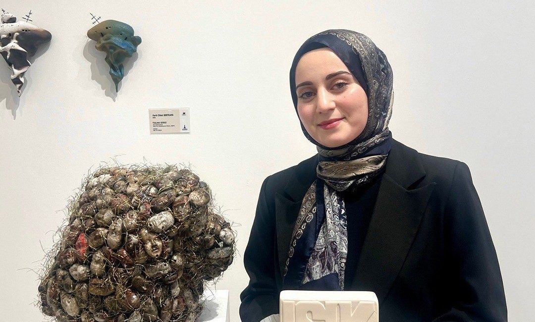 BŞEÜ, Işık Seramik Yarışması’ndan iki ödülle döndü Bilecik’te bir seramik fabrikası tarafından bu yıl ilk kez düzenlenen