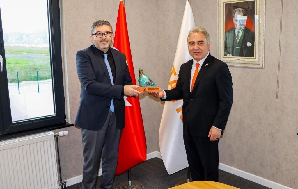 BŞEÜ sanayi işbirliği hakkında görüşme sağladı Bilecik Şeyh Edebali Üniversitesi (BŞEÜ), Rektörü Prof. Dr. Zafer Asım