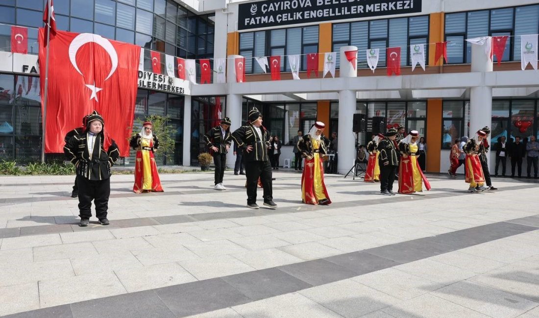 Engelliler Haftası kapsamında Çayırova’da düzenlenen etkinliklerin açılış programında, özel bireyler