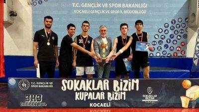 Çayırova Belediyesi Eğitim Spor Kulübü’nün genç basketbolcuları, Sokaklar Bizim 3×3