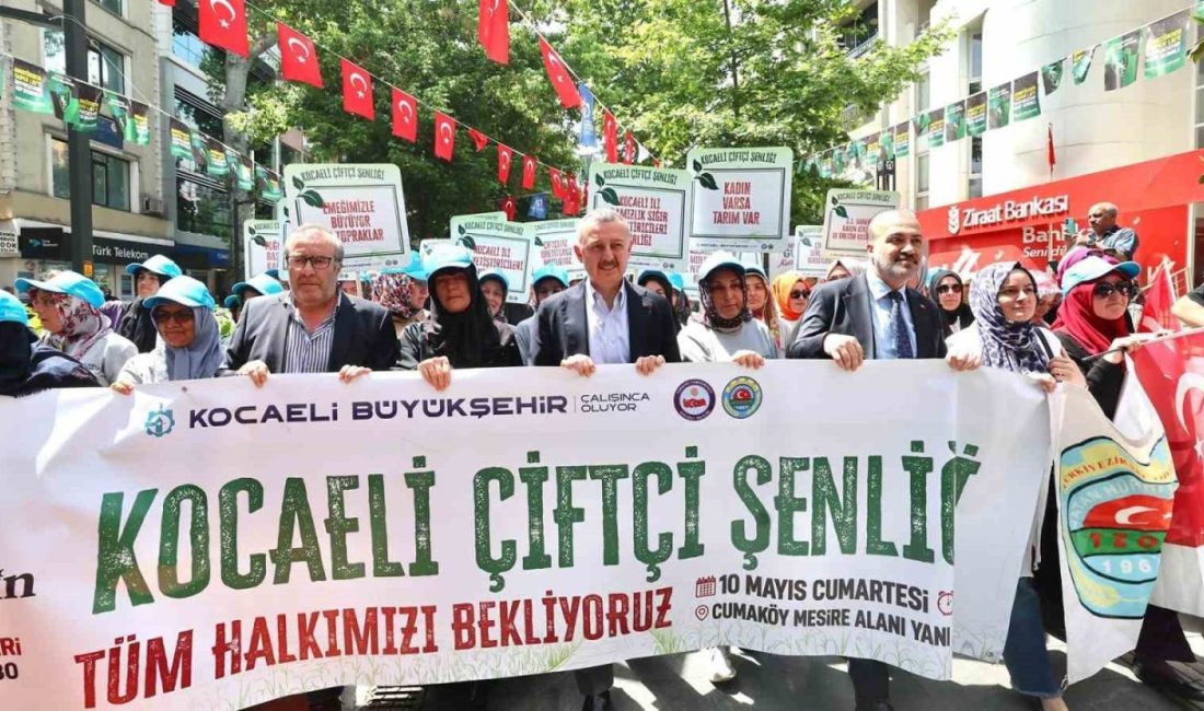 Çiftçilerin korteji renkli görüntülere sahne oldu Kocaeli’de 10. Çiftçi Şenliği etkinlikleri çiftçi kortejiyle başladı. İzmit Ziraat