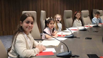 Kocaeli’de gerçekleştirilen çocuk şurası ve çalıştayı ile minikler fikirleriyle şehre