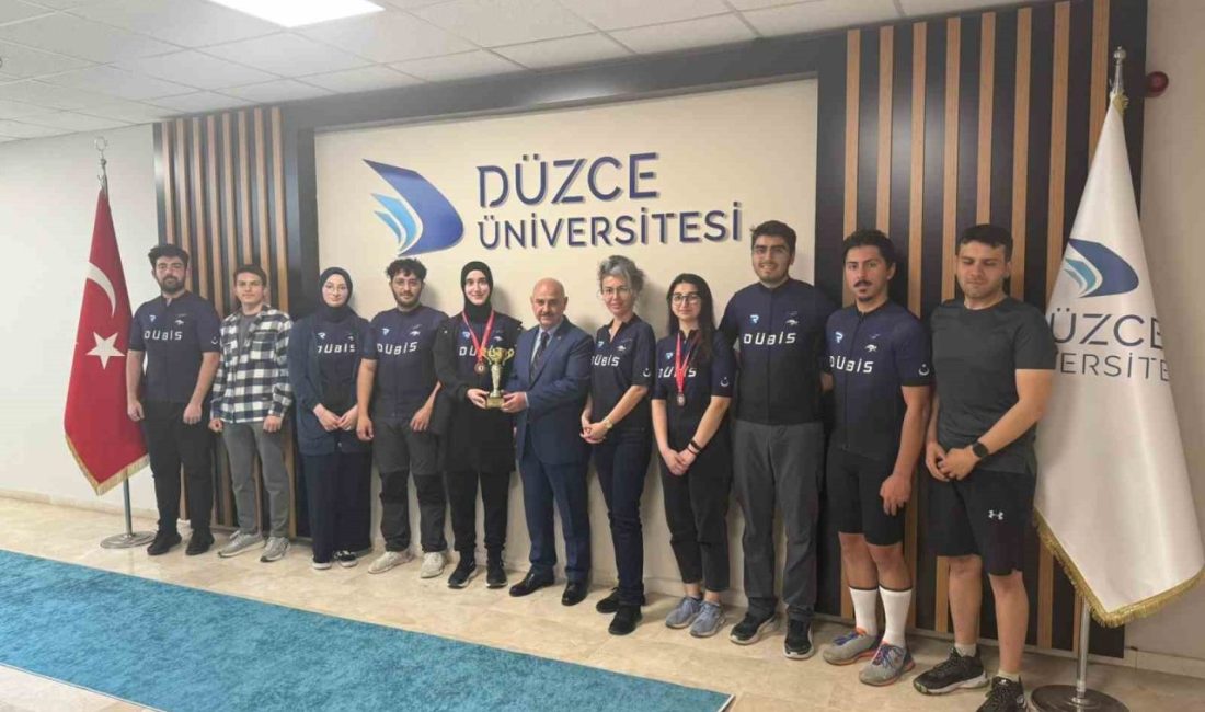 Dağ bisikleti yarışında büyük başarı Gençlik ve Spor Bakanlığı’nın üniversite öğrenci kulüplerine destek programı ÜNİDES