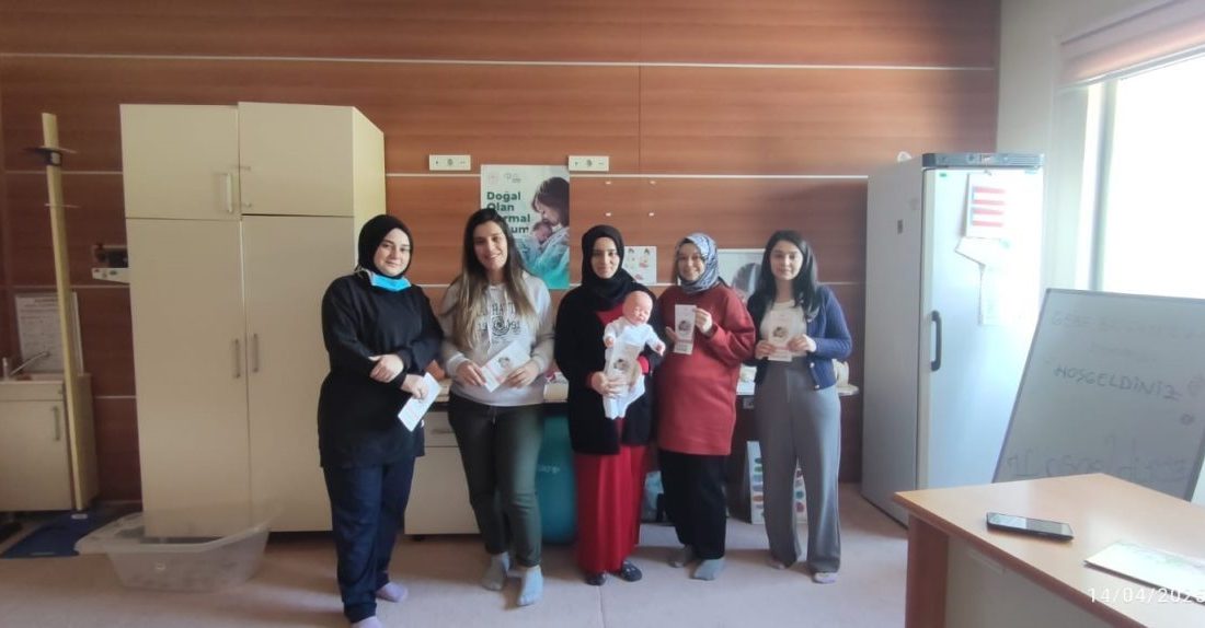 Doğal olan normal doğum farkındalık standı açıldı DÜZCE (İHA) – Düzce İl Sağlık Müdürlüğü ekipleri doğal olan