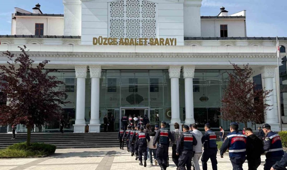 Düzce’de uyuşturucudan 18 kişi tutuklandı DÜZCE(İHA) – Düzce Cumhuriyet Başsavcılığı tarafından yürütülen TCK 188 ve