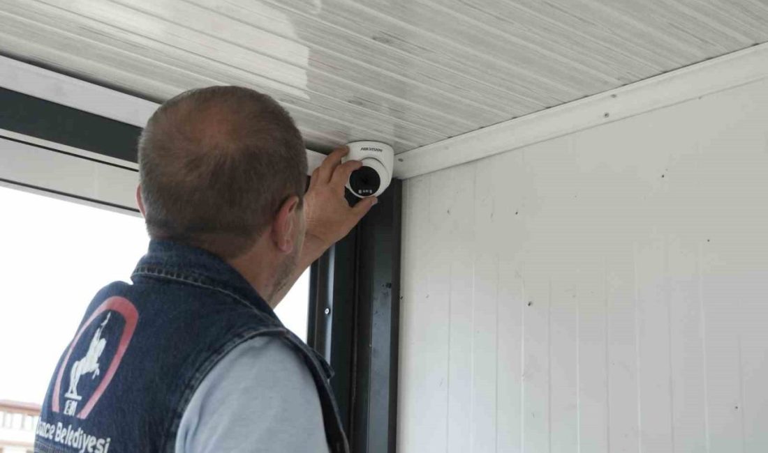 Düzce’nin 6. Akıllı durağı oldu DÜZCE(İHA) – Düzce Belediyesi, estetik görünüm katılarak üretilen modern ve