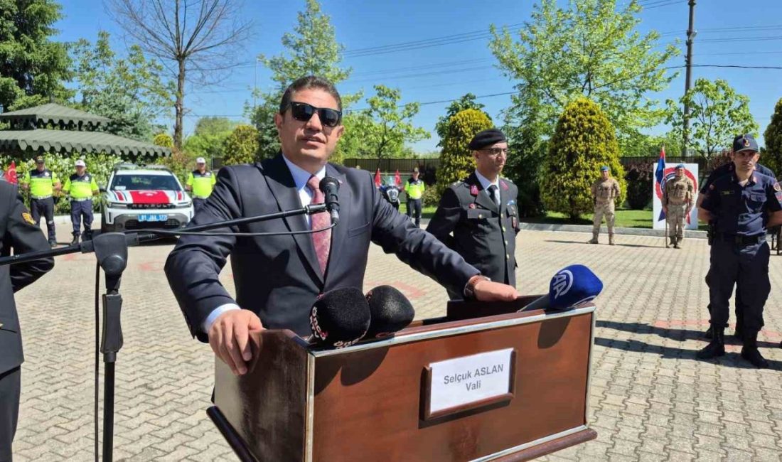 En özel yemin töreni Düzce(İHA) – Özel bireyler, temsili askerlik uygulaması çerçevesinde Düzce Jandarma