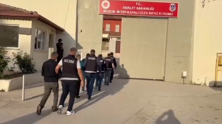 Engelli sağlık kurulu raporu alınmasına aracılık eden dolandırıcılık ağı çökertildi Bilecik’te engelli sağlık kurulu raporları üzerinden dolandırıcılık yaparak kazanç sağlayan