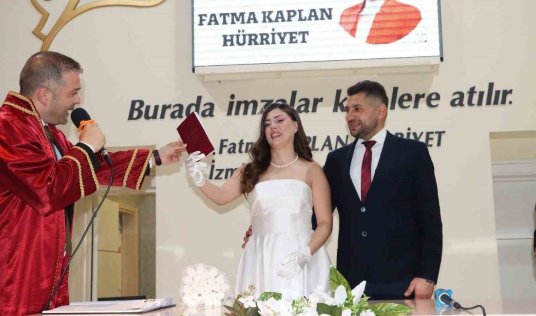 Kocaeli’de onlarca çift, evliliklerini unutulmaz bir tarihle taçlandırmak için 05.05.2025