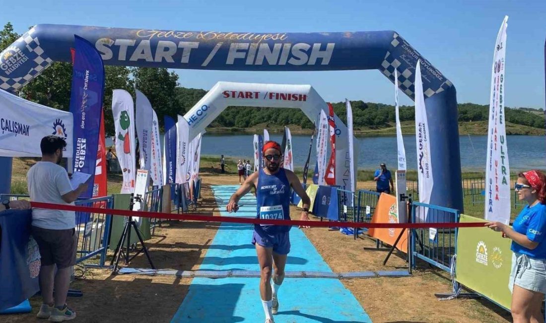 Gebze’de düzenlenen 4. Uluslararası Ultra Trail Yarışı’nda kıyasıya geçen mücadelede