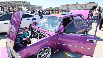 Kocaeli’nin Gebze ilçesinde bu yıl 2’ncisi düzenlenen Modifiyeli Araçlar Festivali,