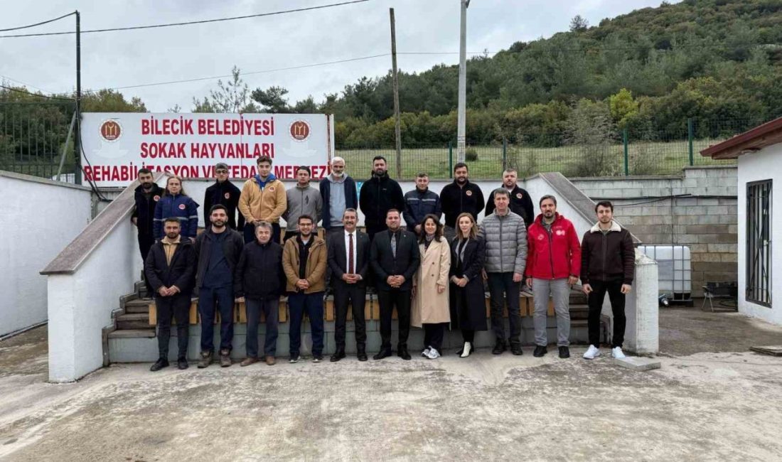 Gemlik Belediyesi heyetinden Bilecik Belediyesi’ne ziyaret Bursa’nın Gemlik Belediye Başkan Yardımcısı Emrecan Uzunkaya ve beraberindeki heyet,