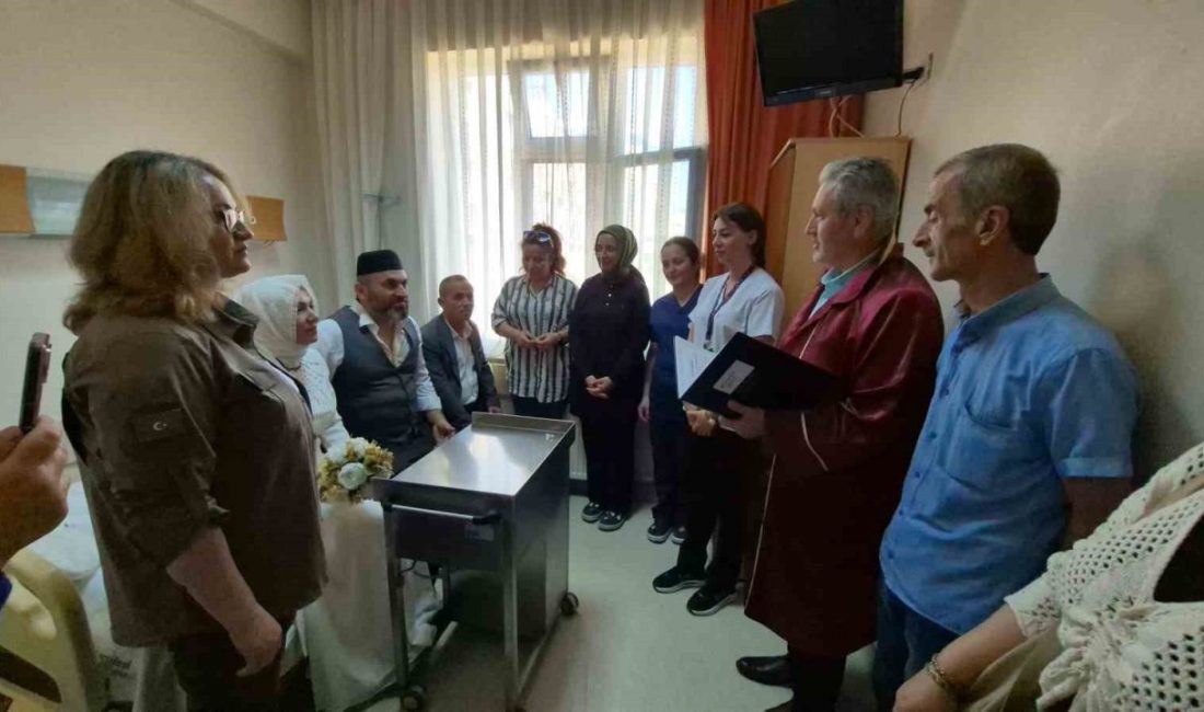 Hastane odasında nikah kıydılar Düzce(İHA) – Düzce’de bel fıtığı şikayeti ile hastaneye yatan ve