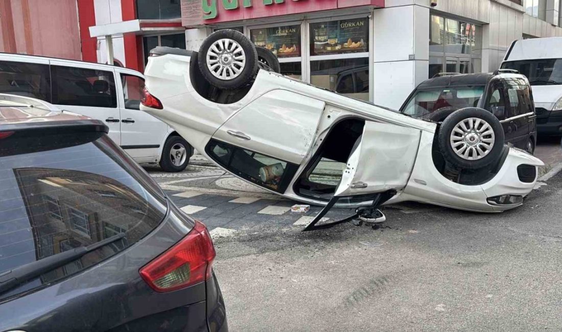 İki otomobil çarpıştı, araçlardan biri takla attı: 1 yaralı Bolu’da iki otomobilin çarpıştığı kazada araçlardan biri takla attı. Kazada