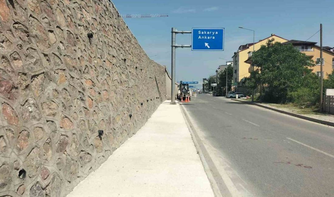 Kartepe İstasyon Mahallesi’nde yaya kaldırımı tamamlandı Kartepe İlçesi İstasyon Mahallesi’nde bulunan Ankara Caddesi’nde süpürge beton kaldırım