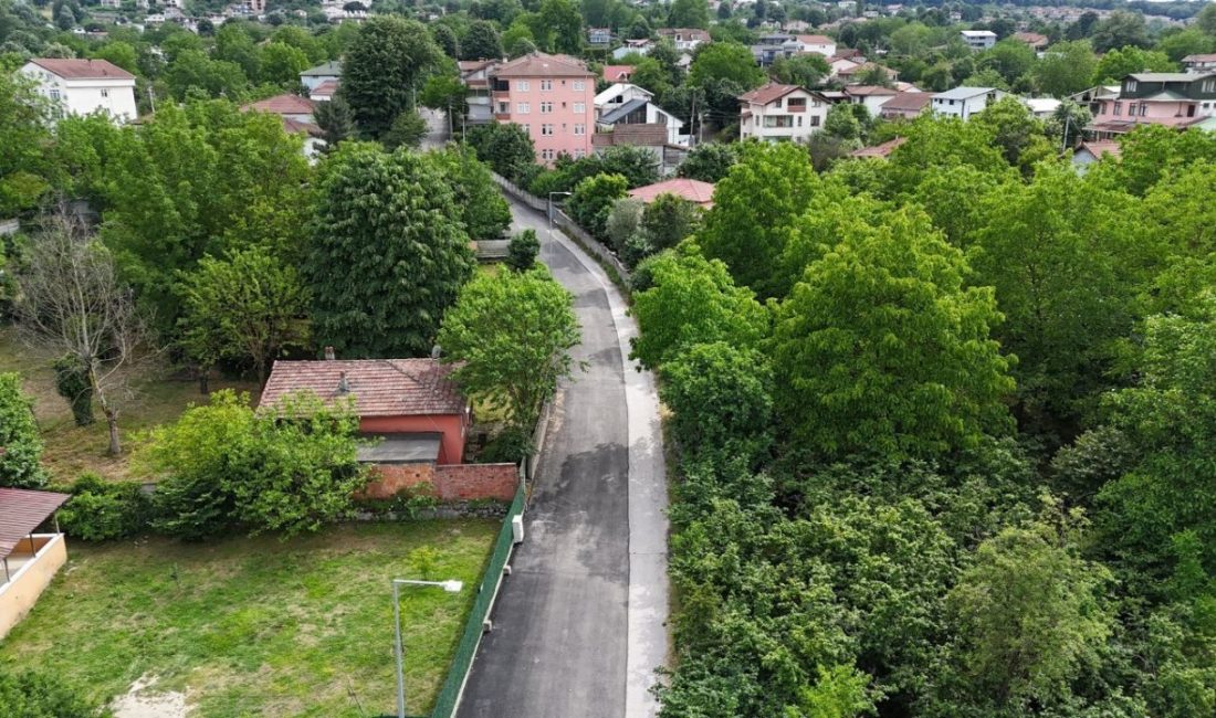 Kartepe’de yol konforu artırıldı Kartepe’deki bin 100 metre uzunluğundaki cadde, bin 372 ton asfalt