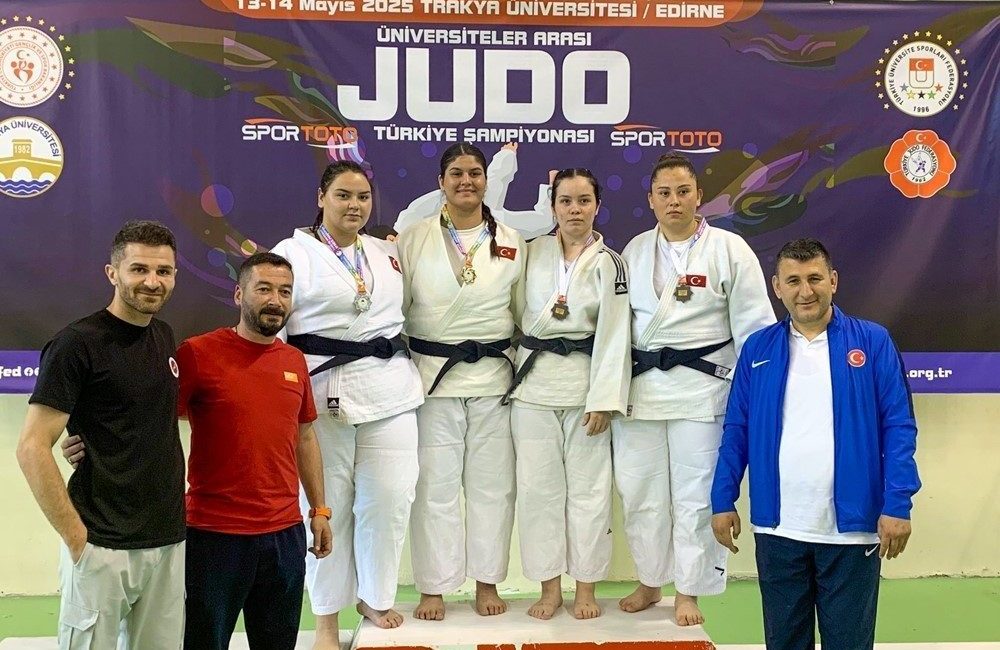 Kastamonu Üniversitesi Judo Takımı, Türkiye ikincisi oldu Kastamonu Üniversitesi Judo Takımı, Üniversiteler Arası Judo Türkiye Şampiyonası’nda Türkiye