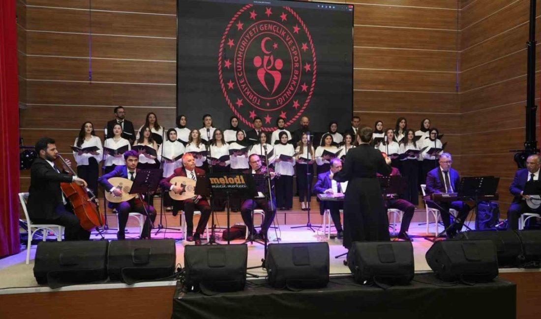 Kastamonu’da Gençlik Korosu’ndan Türk sanat müziği konseri Kastamonu Gençlik ve Spor İl Müdürlüğü tarafından düzenlenen Türk Sanat