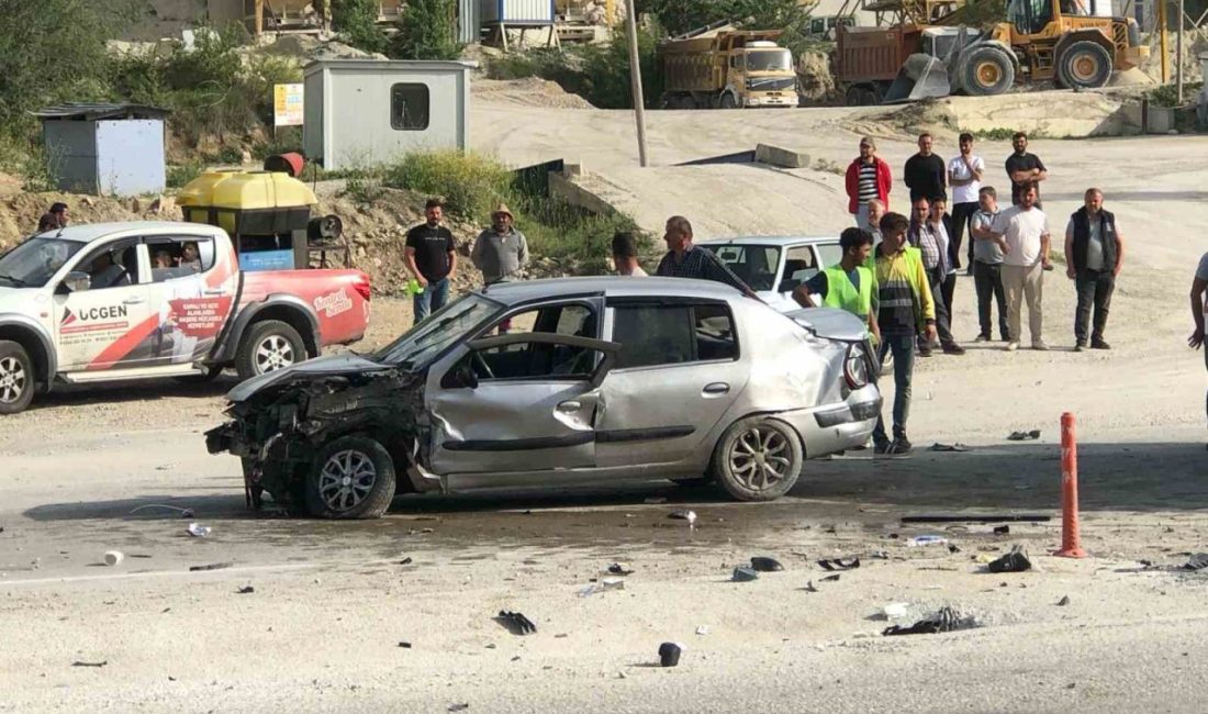 Kastamonu’da iki otomobil çarpıştı: 2 yaralı Kastamonu’nun Taşköprü ilçesinde kavşakta iki otomobil çarpıştığı kazada 2 kişi