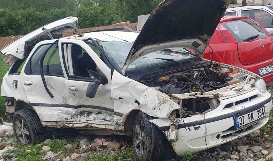 Kastamonu’da iki otomobil çarpıştı: 2 yaralı Kastamonu’da iki otomobilin çarpışması neticesinde meydana gelen kazada 2 kişi