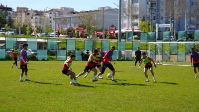 TFF 2. Lig Beyaz Grup’ta play-off karşılaşmasında Beykoz Anadoluspor ile