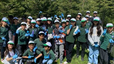 DÜZCE(İHA) – Düzce’de Kent Ormanında çalı ve kuru ot gibi