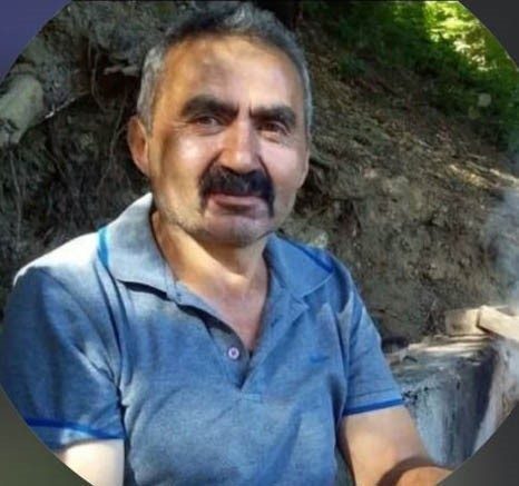 Kestiği ağacın altında kalan adam hayatını kaybetti Bolu’da kestiği ağacın devrilmesi sonucu altında kalan işçi hayatını kaybetti.