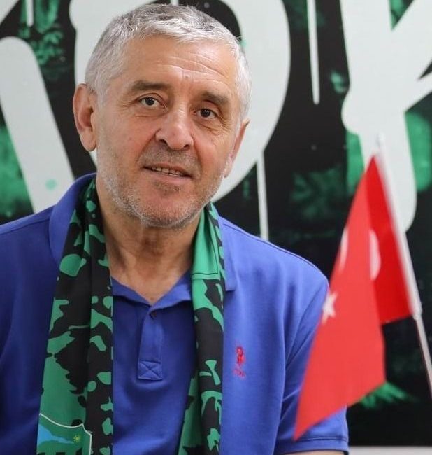Trendyol 1. Lig’de şampiyon olarak Süper Lig’e yükselen Kocaelispor’da Futbol